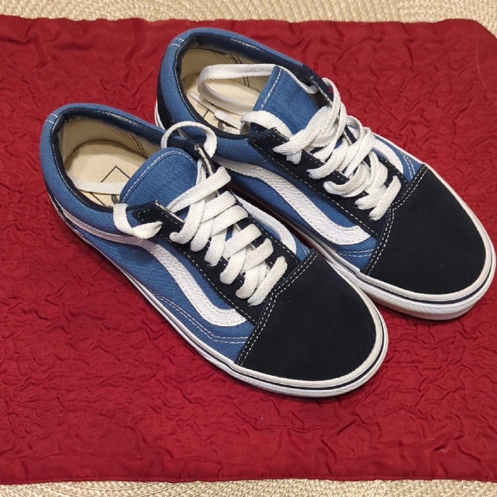 Unisex Classic Vans
